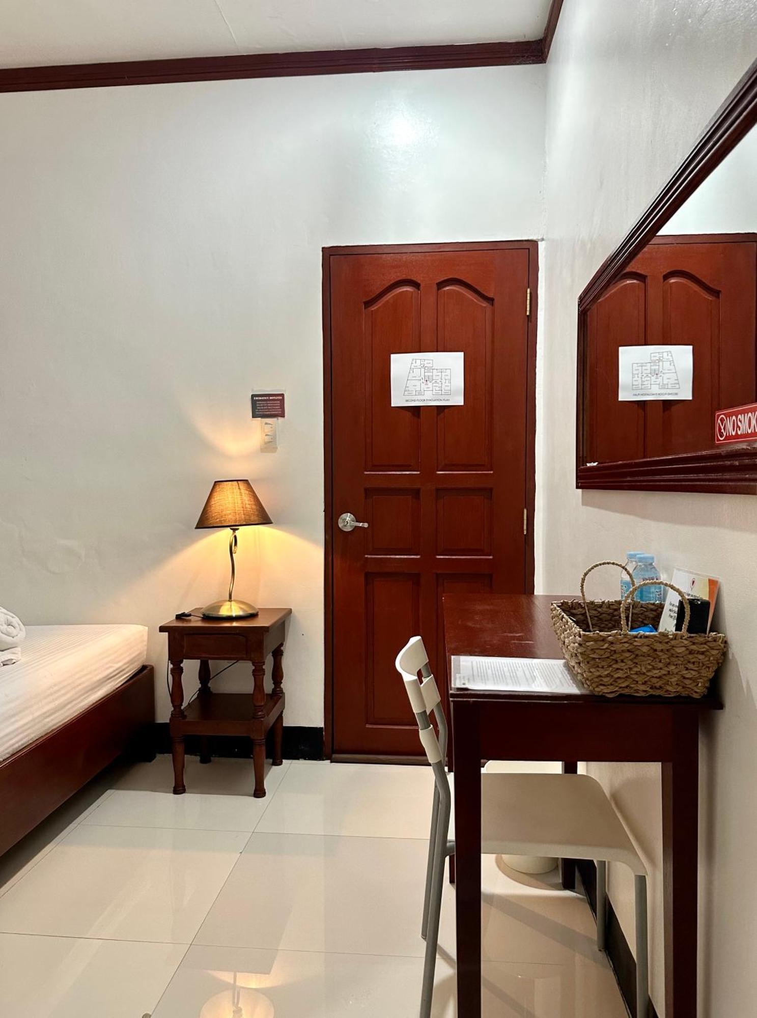 Endless Summer Hotel Baler Luaran gambar